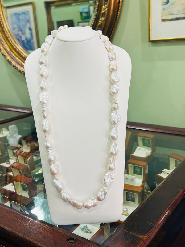 Baroque Pearl long Necklace shops