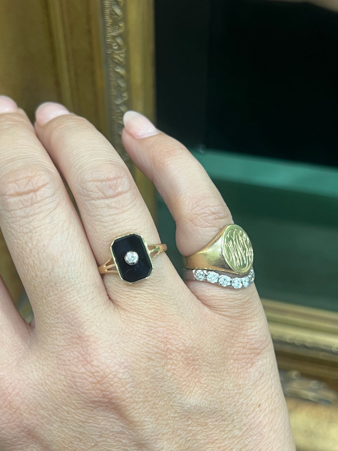 Onyx and Diamond Ring in 9ct Yellow Gold