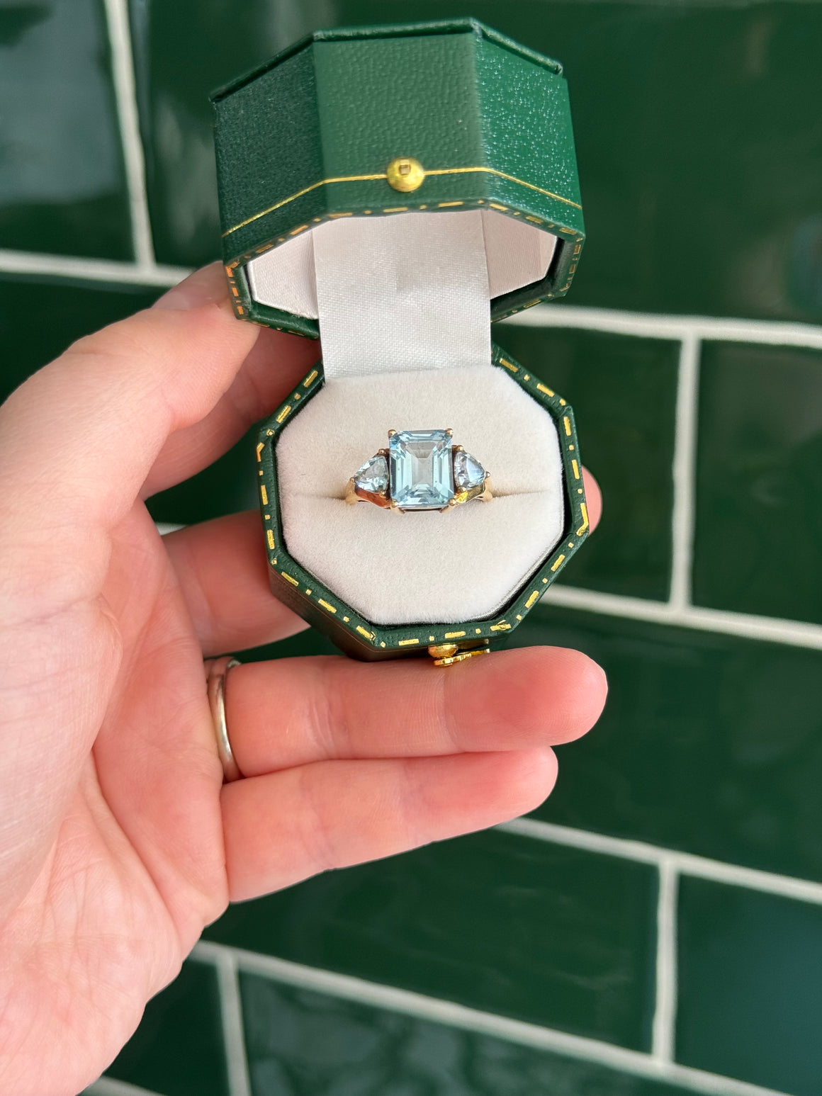 Blue Topaz Ring in 9ct Yellow Gold