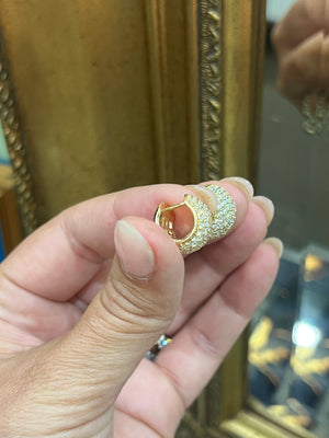 Diamond Huggies - 2.05 Carat - 18ct Yellow Gold
