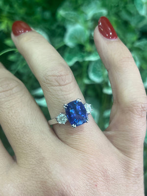 Tanzanite and Diamond Ring in 18ct White Gold