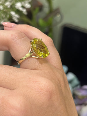 Lemon Citrine ring in 9ct Yellow Gold