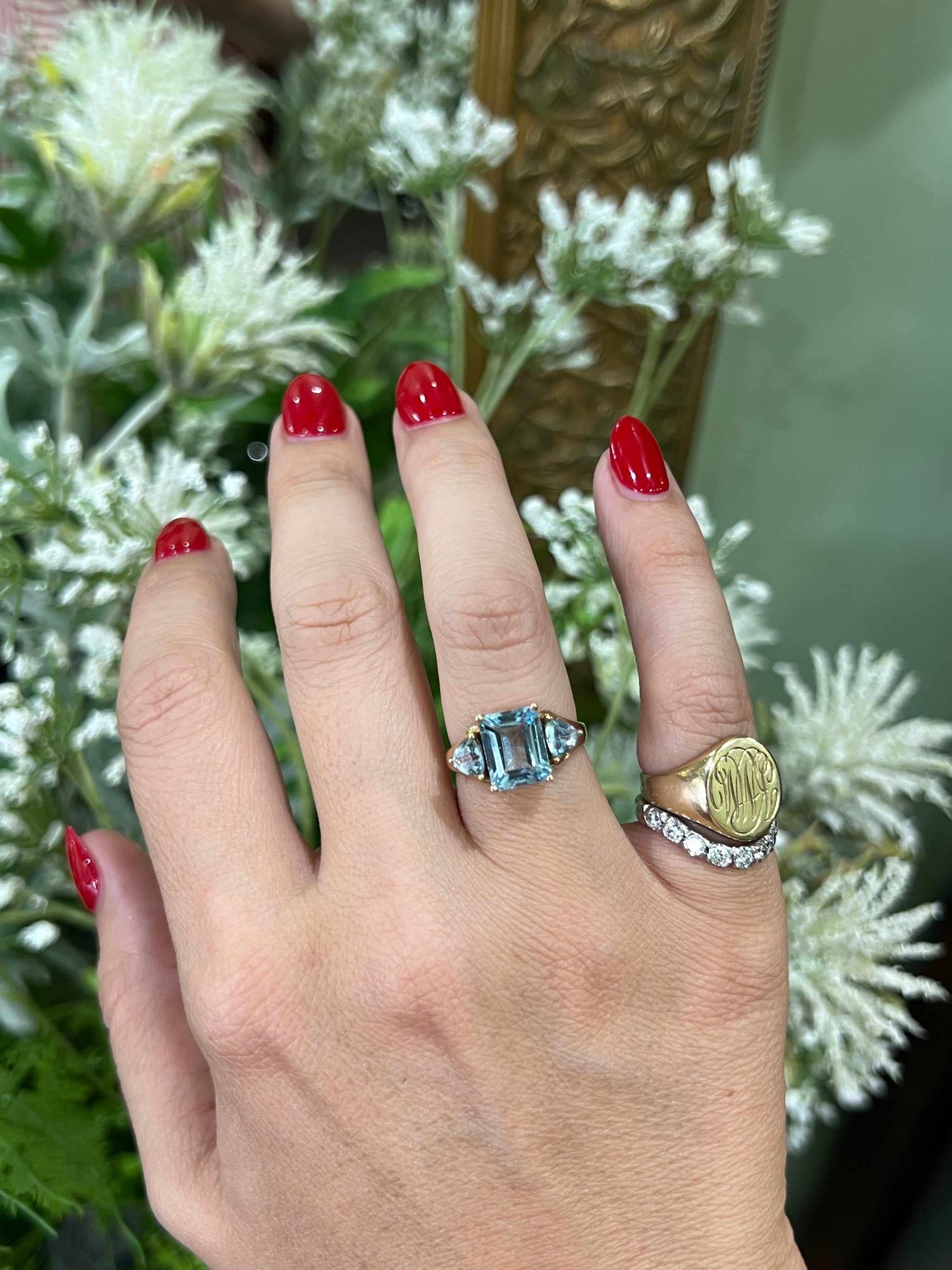 Blue Topaz Ring in 9ct Yellow Gold