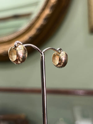 Clam Huggie Earrings in 9ct Yellow Gold SMALL