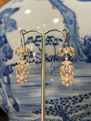 Seed Pearl Earrings in 9ct Yellow Gold