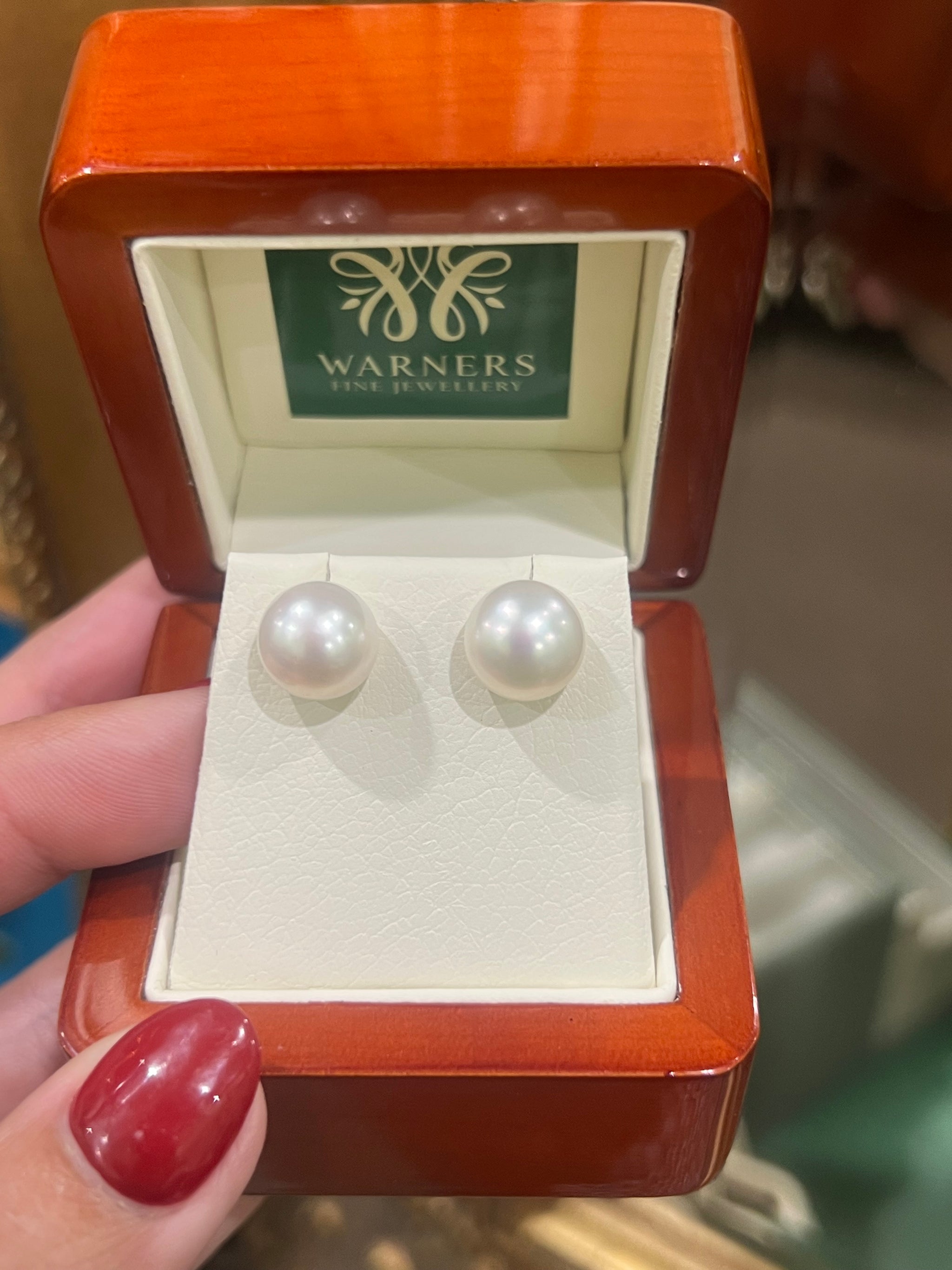 Medium Button Pearl Studs in Yellow Gold (Copy)