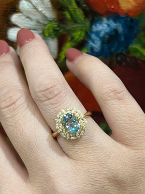 Aquamarine and Diamond Ring in 18ct Yellow Gold