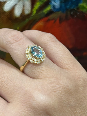 Aquamarine and Diamond Ring in 18ct Yellow Gold
